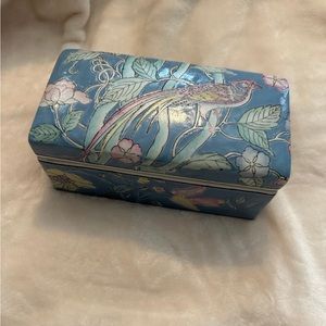 Vintage Rare WBI Large Chinese Porcelain Trinket Box